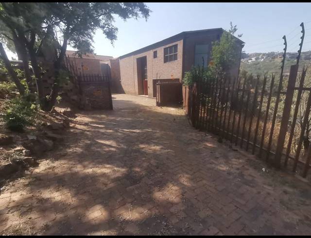 3 BEDROOM HOUSE FOR SALE IN GLENVISTA
